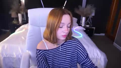 Maya online show from October 4, 7:29 pm