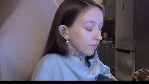 fran_bow online show from January 15, 12:27 am