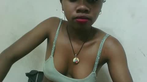 francinealdy online show from December 20, 9:57 am