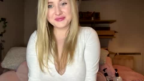 Francis Digby online show from February 23, 10:38 pm