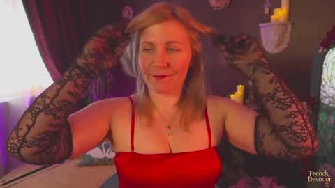 Louise or Lou 3 online show from February 6, 11:46 am