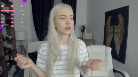 Freya online show from February 20, 7:37 pm