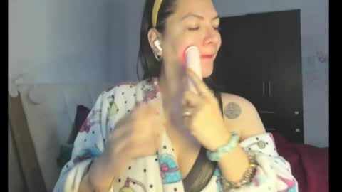 freya_shaik_ online show from February 19, 3:33 pm