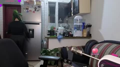 Snapshot of freyaa_sorceress chatting on September 17, 2:42 am freyaa_sorceress online show from September 17, 2:42 am