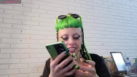Snapshot of freyaa_sorceress chatting on October 16, 2:25 am freyaa_sorceress online show from October 16, 2:25 am