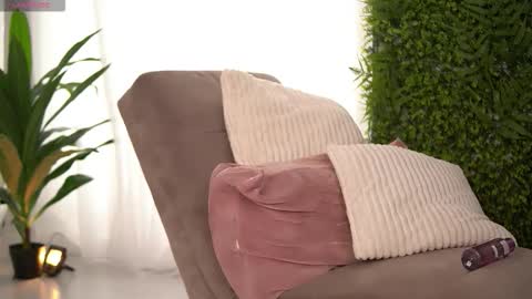 Snapshot of freyaheart chatting on October 7, 6:40 am freyaheart online show from October 7, 6:40 am