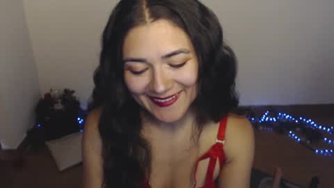 freyarouge online show from June 11, 8:05 pm