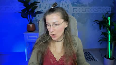 Frida Tander online show from December 3, 5:08 am