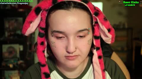   Jaywise Frogfoot  online show from March 1, 6:40 pm