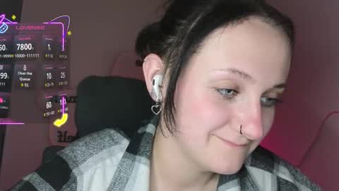 Snapshot of frosty_blueberries4 chatting on October 1, 2:05 am ANA online show from October 1, 2:05 am