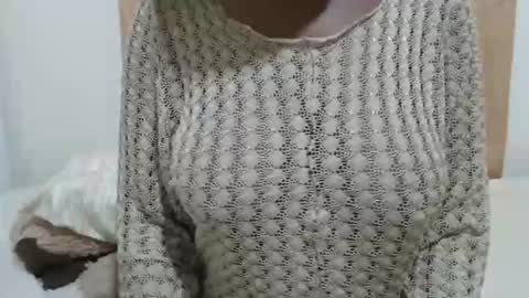 fruity28 online show from December 18, 4:17 am