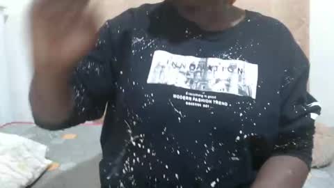 fruity28 online show from January 8, 5:50 pm