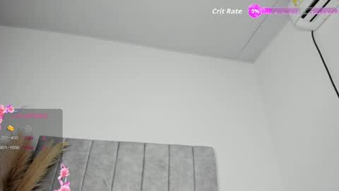 laura - Independent model online show from April 14, 8:42 pm