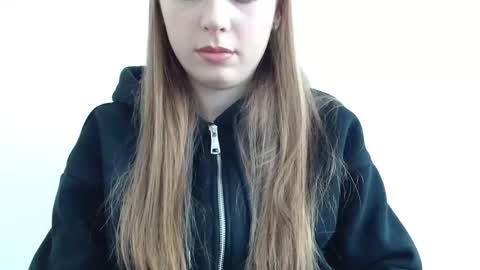 Emma online show from March 2, 7:15 am