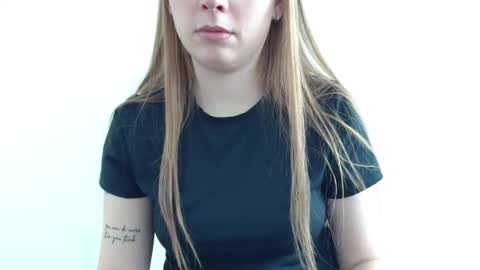 Emma online show from March 10, 11:03 am