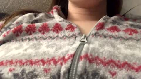 Snapshot of funflirt97 chatting on December 3, 4:02 am Linnys Palace online show from December 3, 4:02 am