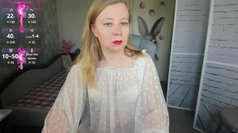 funny_bunny4 online show from September 21, 2:05 pm