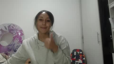 Gabriela online show from May 2, 11:19 pm