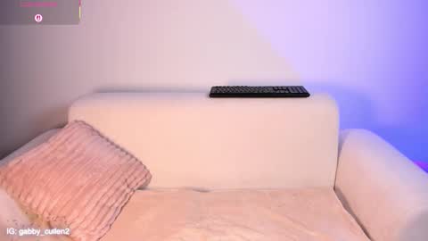 Gabby online show from September 12, 4:02 am