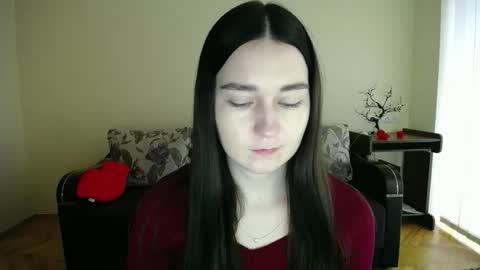 Jaklin online show from December 3, 9:44 am