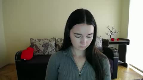 Jaklin online show from November 11, 9:17 am