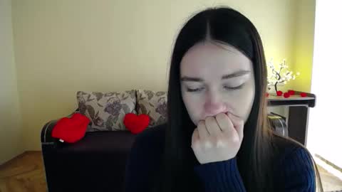 Jaklin online show from April 23, 9:39 am