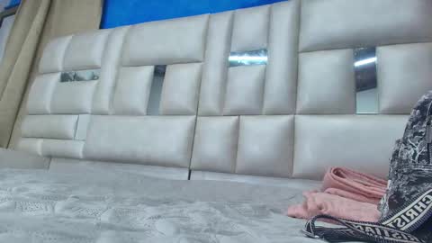 Snapshot of gabriela_leone chatting on February 22, 7:10 pm gabriela online show from February 22, 7:10 pm