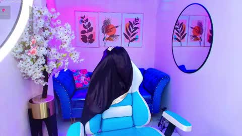 Gabby  online show from April 23, 12:29 pm