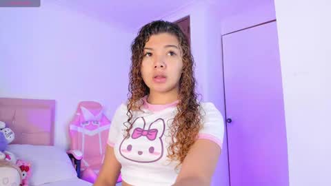 Snapshot of gabriela_miller2 chatting on February 24, 3:42 am Gaby online show from February 24, 3:42 am