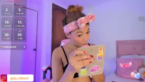 Snapshot of gabriela_miller2 chatting on February 21, 1:33 am Gaby online show from February 21, 1:33 am