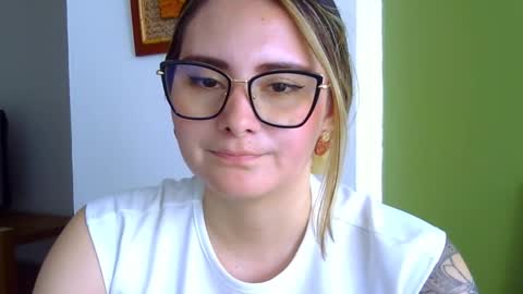 Gabriela Miller online show from November 11, 4:26 pm