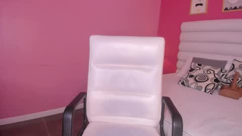 Gabriela salgado online show from March 5, 11:06 am