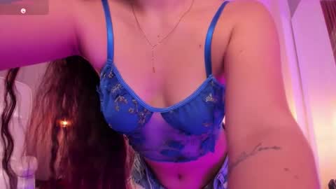 gabrielaastone online show from October 8, 1:04 pm