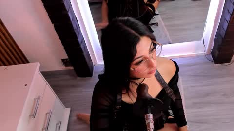 Gabriela Kassi online show from November 28, 11:35 am