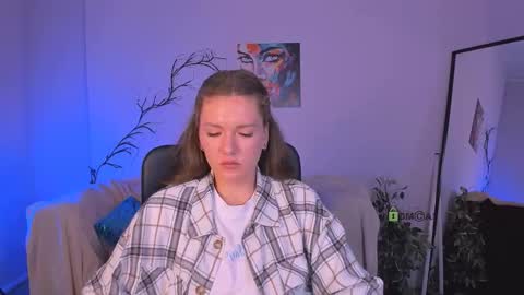 Snapshot of gabriella_daylight chatting on October 12, 6:05 am gabriella_daylight online show from October 12, 6:05 am