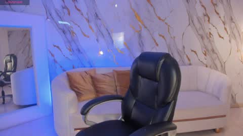 Gabriella Lee online show from April 5, 3:38 am