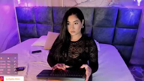 Snapshot of gaby_blaze chatting on December 9, 9:05 pm Gaby Blaze online show from December 9, 9:05 pm