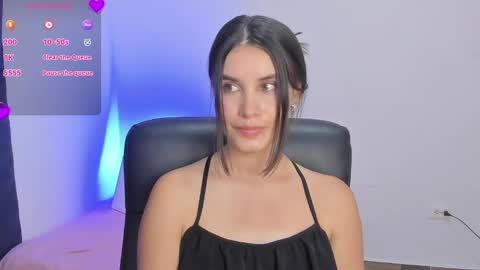 Snapshot of gaby_olsen chatting on October 19, 10:34 pm Gabriela online show from October 19, 10:34 pm