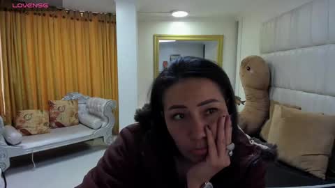 Snapshot of gaby_trent chatting on February 27, 12:02 pm gabriela online show from February 27, 12:02 pm