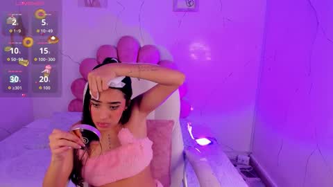 Gaby Owens  online show from March 10, 11:09 pm