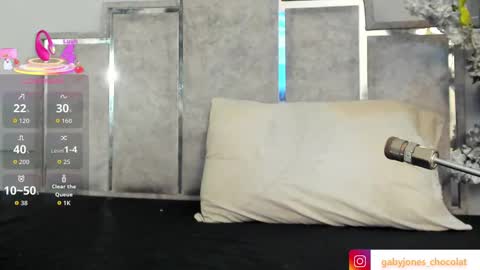 Snapshot of gabyyjones chatting on September 23, 12:14 pm gabyyjones online show from September 23, 12:14 pm