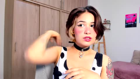 Gaia Deniska  online show from January 10, 4:30 pm