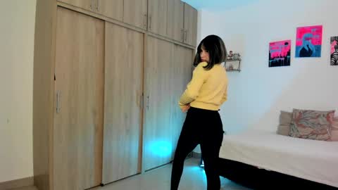 Gaia Deniska  online show from February 8, 4:35 pm