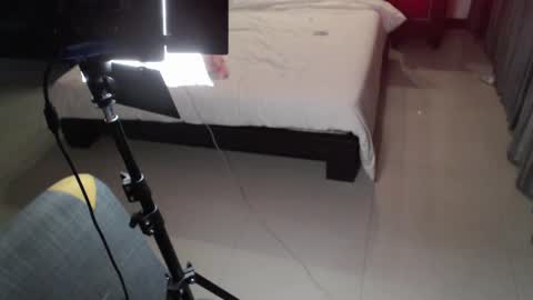 My name Lou 3 online show from May 10, 1:46 pm