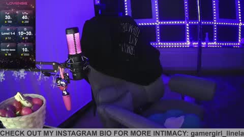 gamergirl_linela online show from April 2, 9:23 pm