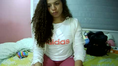 gatubelahotxxx online show from December 15, 11:32 pm