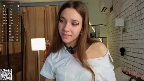 Amely  online show from October 29, 4:28 am