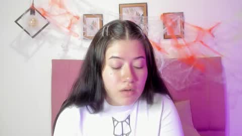 Snapshot of gennesis_love chatting on October 17, 2:04 am Sofia online show from October 17, 2:04 am