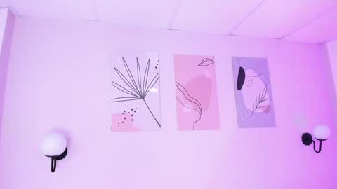 Snapshot of gennesis_love chatting on December 6, 11:44 am Sofia online show from December 6, 11:44 am