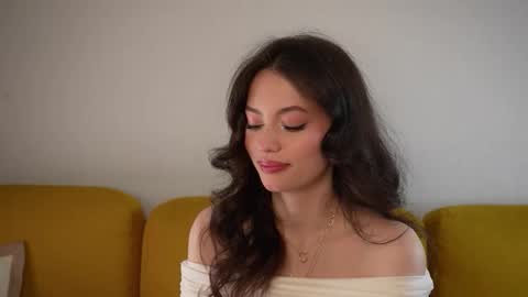 georgiamorandi online show from December 5, 11:11 am